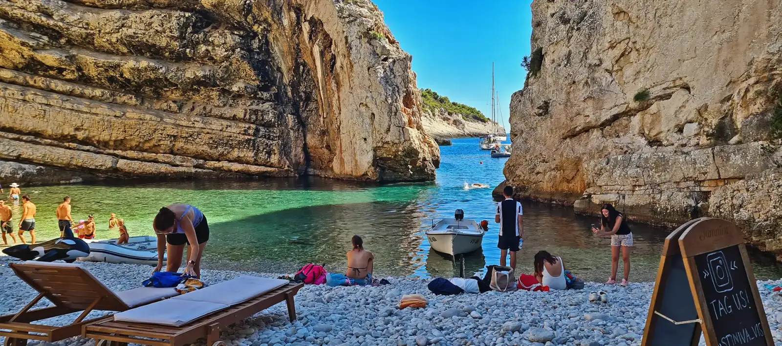 STB-STINIVA-BEACH-VIS-ad4d374e Explore Dalmatia with Day  Private Boat Tours | Split Taxi Boat